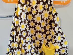Mekko, Lastenvaatteet ja kengät, Ilmajoki, Tori.fi Mekko, Lastenvaatteet ja kengät, Ilmajoki, Tori.fi