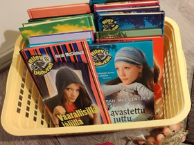 Girl it sarjan kirjoja, Kaunokirjallisuus, Kirjat ja lehdet, Kajaani, Tori.fi