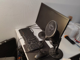 Pelitietokone setup, Pöytäkoneet, Tietokoneet ja lisälaitteet, Lahti, Tori.fi Pelitietokone setup, Pöytäkoneet, Tietokoneet ja lisälaitteet, Lahti, Tori.fi