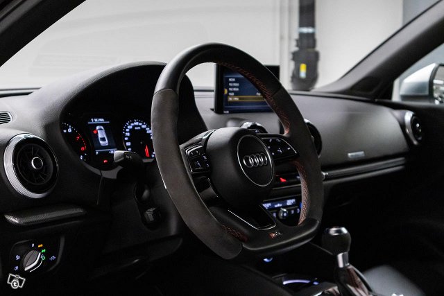 Audi RS 3 9