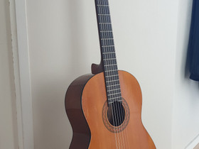 Yamaha C40 akustinen kitara +muuta, Kitarat, bassot ja vahvistimet, Musiikki ja soittimet, Siilinjärvi, Tori.fi Yamaha C40 akustinen kitara +muuta, Kitarat, bassot ja vahvistimet, Musiikki ja soittimet, Siilinjärvi, Tori.fi