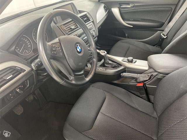 BMW 114 4