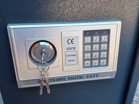 Electronic digital safe turvakaappi, Muut kodinkoneet, Kodinkoneet, Oulu, Tori.fi Electronic digital safe turvakaappi, Muut kodinkoneet, Kodinkoneet, Oulu, Tori.fi