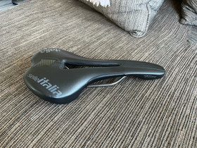 Satula Selle Italia Flite Flow TI316, Pyörätarvikkeet ja kypärät, Polkupyörät ja pyöräily, Espoo, Tori.fi Satula Selle Italia Flite Flow TI316, Pyörätarvikkeet ja kypärät, Polkupyörät ja pyöräily, Espoo, Tori.fi