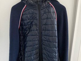 Tommy Hilfiger takki, Vaatteet ja kengät, Kuopio, Tori.fi Tommy Hilfiger takki, Vaatteet ja kengät, Kuopio, Tori.fi
