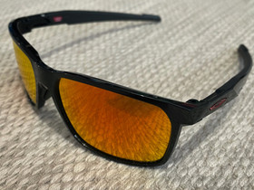 Oakley Portal X aurinkolasit, Muut asusteet, Asusteet ja kellot, Lahti, Tori.fi Oakley Portal X aurinkolasit, Muut asusteet, Asusteet ja kellot, Lahti, Tori.fi