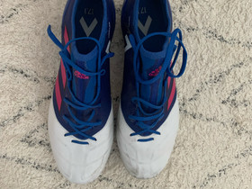 Adidas ACE 17.1 FG 44 1/3, Jalkapallo, Urheilu ja ulkoilu, Tampere, Tori.fi Adidas ACE 17.1 FG 44 1/3, Jalkapallo, Urheilu ja ulkoilu, Tampere, Tori.fi