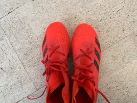 Adidas predator freak 3.0, Jalkapallo, Urheilu ja ulkoilu, Jyväskylä, Tori.fi Adidas predator freak 3.0, Jalkapallo, Urheilu ja ulkoilu, Jyväskylä, Tori.fi