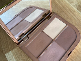Kicks Beauty Act contourkit, Kauneudenhoito ja kosmetiikka, Terveys ja hyvinvointi, Helsinki, Tori.fi Kicks Beauty Act contourkit, Kauneudenhoito ja kosmetiikka, Terveys ja hyvinvointi, Helsinki, Tori.fi