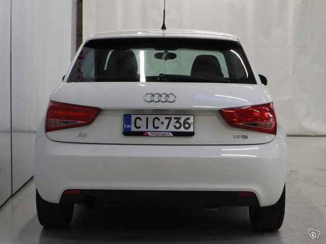 Audi A1 5