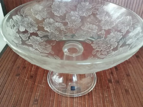 Rosita Nuutajärvi, Tarjoiluastiat, Keittiötarvikkeet ja astiat, Pietarsaari, Tori.fi Rosita Nuutajärvi, Tarjoiluastiat, Keittiötarvikkeet ja astiat, Pietarsaari, Tori.fi