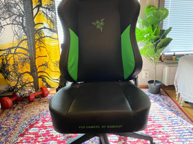 Razer pelituoli, Pöydät ja tuolit, Sisustus ja huonekalut, Joensuu, Tori.fi Razer pelituoli, Pöydät ja tuolit, Sisustus ja huonekalut, Joensuu, Tori.fi