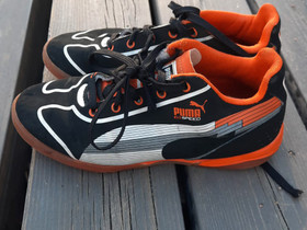 Puma sisäpelikengät, Pallopelit, Urheilu ja ulkoilu, Jyväskylä, Tori.fi Puma sisäpelikengät, Pallopelit, Urheilu ja ulkoilu, Jyväskylä, Tori.fi