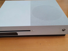 Xbox one, Pelikonsolit ja pelaaminen, Viihde-elektroniikka, Joensuu, Tori.fi Xbox one, Pelikonsolit ja pelaaminen, Viihde-elektroniikka, Joensuu, Tori.fi