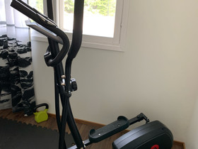 Karhu Blackline crosstrainer, Kuntoilu ja fitness, Urheilu ja ulkoilu, Turku, Tori.fi Karhu Blackline crosstrainer, Kuntoilu ja fitness, Urheilu ja ulkoilu, Turku, Tori.fi
