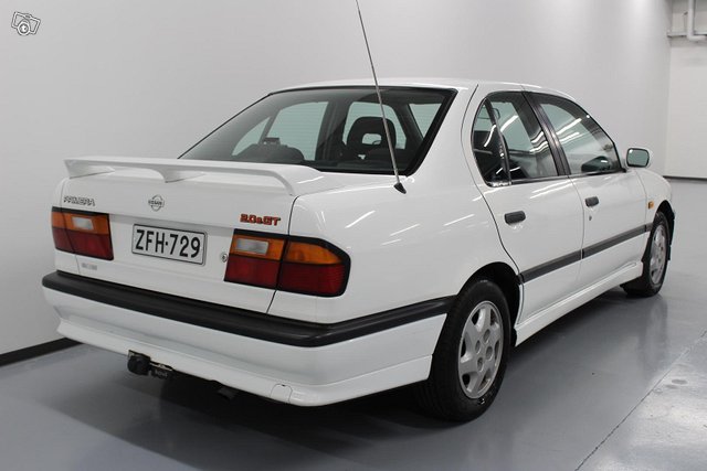 Nissan Primera 5
