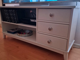 Puinen tv-taso, Hyllyt ja säilytys, Sisustus ja huonekalut, Jyväskylä, Tori.fi Puinen tv-taso, Hyllyt ja säilytys, Sisustus ja huonekalut, Jyväskylä, Tori.fi