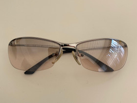 Vaaleat naisten Ray-Ban aurinkolasit, Muut asusteet, Asusteet ja kellot, Kangasala, Tori.fi Vaaleat naisten Ray-Ban aurinkolasit, Muut asusteet, Asusteet ja kellot, Kangasala, Tori.fi