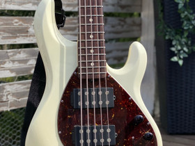 MusicMan Stingray5 limited edition 2006, Kitarat, bassot ja vahvistimet, Musiikki ja soittimet, Seinäjoki, Tori.fi MusicMan Stingray5 limited edition 2006, Kitarat, bassot ja vahvistimet, Musiikki ja soittimet, Seinäjoki, Tori.fi