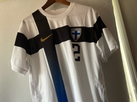 Huuhkajat fanipaita Arajuuri XL, Jalkapallo, Urheilu ja ulkoilu, Ylivieska, Tori.fi Huuhkajat fanipaita Arajuuri XL, Jalkapallo, Urheilu ja ulkoilu, Ylivieska, Tori.fi