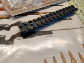 Teräksinen picatinny kisko 0MOA, Aseet ja patruunat, Metsästys ja kalastus, Nurmijärvi, Tori.fi Teräksinen picatinny kisko 0MOA, Aseet ja patruunat, Metsästys ja kalastus, Nurmijärvi, Tori.fi
