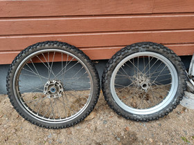 Endurovanteet mopoon, Mopojen varaosat ja tarvikkeet, Mototarvikkeet ja varaosat, Laukaa, Tori.fi Endurovanteet mopoon, Mopojen varaosat ja tarvikkeet, Mototarvikkeet ja varaosat, Laukaa, Tori.fi