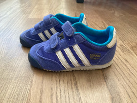 Adidas-tennarit, Lastenvaatteet ja kengät, Tampere, Tori.fi Adidas-tennarit, Lastenvaatteet ja kengät, Tampere, Tori.fi