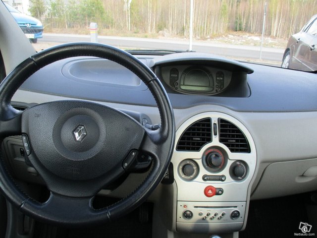 Renault Modus 8