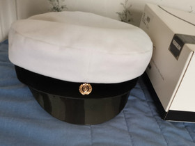 Ylioppilaslakki, Laukut ja hatut, Asusteet ja kellot, Utajärvi, Tori.fi Ylioppilaslakki, Laukut ja hatut, Asusteet ja kellot, Utajärvi, Tori.fi