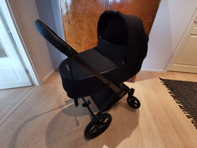 Cybex Priam yhdistelmävaunut, Rattaat ja vaunut, Lastentarvikkeet ja lelut, Hämeenlinna, Tori.fi Cybex Priam yhdistelmävaunut, Rattaat ja vaunut, Lastentarvikkeet ja lelut, Hämeenlinna, Tori.fi