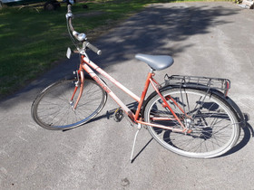 Naisten Nopsa polkupyörä, Muut pyörät, Polkupyörät ja pyöräily, Ilmajoki, Tori.fi Naisten Nopsa polkupyörä, Muut pyörät, Polkupyörät ja pyöräily, Ilmajoki, Tori.fi