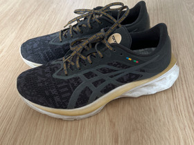 Asics juoksukengät koko 41,5, Juoksu ja lenkkeily, Urheilu ja ulkoilu, Oulu, Tori.fi Asics juoksukengät koko 41,5, Juoksu ja lenkkeily, Urheilu ja ulkoilu, Oulu, Tori.fi