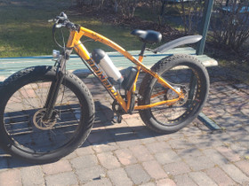 Sähkökäyttöinen läskipyörä / fatbike, Sähköpyörät, Polkupyörät ja pyöräily, Lappeenranta, Tori.fi Sähkökäyttöinen läskipyörä / fatbike, Sähköpyörät, Polkupyörät ja pyöräily, Lappeenranta, Tori.fi
