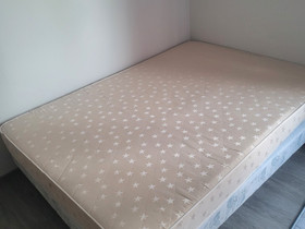 Sänky 140cm, Sängyt ja makuuhuone, Sisustus ja huonekalut, Espoo, Tori.fi Sänky 140cm, Sängyt ja makuuhuone, Sisustus ja huonekalut, Espoo, Tori.fi