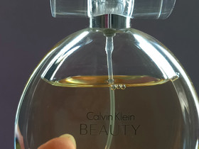 Calvin Klein-tuoksu Beaty, Muut asusteet, Asusteet ja kellot, Jyväskylä, Tori.fi Calvin Klein-tuoksu Beaty, Muut asusteet, Asusteet ja kellot, Jyväskylä, Tori.fi