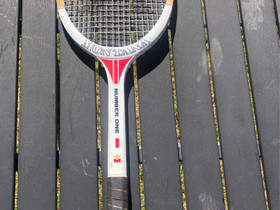 Montana tennismaila, Pallopelit, Urheilu ja ulkoilu, Helsinki, Tori.fi Montana tennismaila, Pallopelit, Urheilu ja ulkoilu, Helsinki, Tori.fi