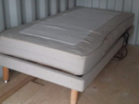 Moottorisänky 90x200, Sängyt ja makuuhuone, Sisustus ja huonekalut, Pornainen, Tori.fi Moottorisänky 90x200, Sängyt ja makuuhuone, Sisustus ja huonekalut, Pornainen, Tori.fi