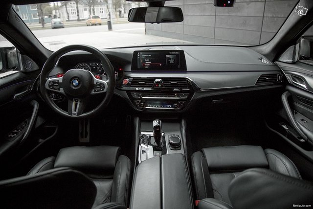 BMW M5 25