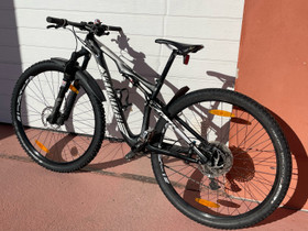 Specialized Epic CompCarbon WC 2016, Maastopyörät, Polkupyörät ja pyöräily, Rovaniemi, Tori.fi Specialized Epic CompCarbon WC 2016, Maastopyörät, Polkupyörät ja pyöräily, Rovaniemi, Tori.fi