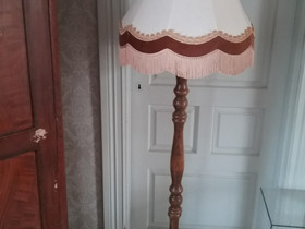 Jalkalamppu, Valaisimet, Sisustus ja huonekalut, Rauma, Tori.fi Jalkalamppu, Valaisimet, Sisustus ja huonekalut, Rauma, Tori.fi