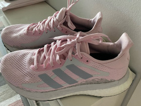 Naisten ADIDAS lenkkikengät uutta vastaavat, Juoksu ja lenkkeily, Urheilu ja ulkoilu, Joensuu, Tori.fi Naisten ADIDAS lenkkikengät uutta vastaavat, Juoksu ja lenkkeily, Urheilu ja ulkoilu, Joensuu, Tori.fi