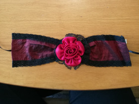 Satiiniruusu-choker-kaulakoru, Kellot ja korut, Asusteet ja kellot, Mikkeli, Tori.fi Satiiniruusu-choker-kaulakoru, Kellot ja korut, Asusteet ja kellot, Mikkeli, Tori.fi