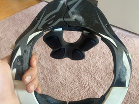 Lasten/nuorten alpinestars kaulasuojus, Pyörätarvikkeet ja kypärät, Polkupyörät ja pyöräily, Mikkeli, Tori.fi Lasten/nuorten alpinestars kaulasuojus, Pyörätarvikkeet ja kypärät, Polkupyörät ja pyöräily, Mikkeli, Tori.fi