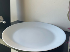 Kaksi valkoista lautasta, Ruokailuastiat ja aterimet, Keittiötarvikkeet ja astiat, Tampere, Tori.fi Kaksi valkoista lautasta, Ruokailuastiat ja aterimet, Keittiötarvikkeet ja astiat, Tampere, Tori.fi