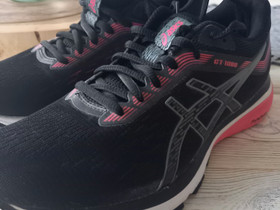 Asics juoksulenkkarit, Juoksu ja lenkkeily, Urheilu ja ulkoilu, Järvenpää, Tori.fi Asics juoksulenkkarit, Juoksu ja lenkkeily, Urheilu ja ulkoilu, Järvenpää, Tori.fi
