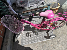 Lasten 16" polkupyörä, Lasten pyörät, Polkupyörät ja pyöräily, Lahti, Tori.fi Lasten 16" polkupyörä, Lasten pyörät, Polkupyörät ja pyöräily, Lahti, Tori.fi