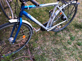 Insera 28 tuumainen pyörä, Hybridipyörät, Polkupyörät ja pyöräily, Pieksämäki, Tori.fi Insera 28 tuumainen pyörä, Hybridipyörät, Polkupyörät ja pyöräily, Pieksämäki, Tori.fi