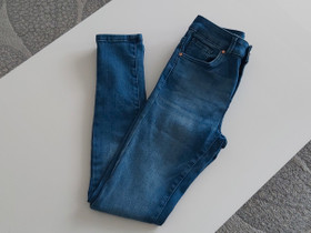 Bikbokin never denim farkut XS, Vaatteet ja kengät, Oulu, Tori.fi Bikbokin never denim farkut XS, Vaatteet ja kengät, Oulu, Tori.fi
