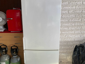 Jääkaappi pakastin., Jääkaapit ja pakastimet, Kodinkoneet, Kauhajoki, Tori.fi Jääkaappi pakastin., Jääkaapit ja pakastimet, Kodinkoneet, Kauhajoki, Tori.fi
