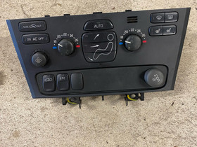 Volvo v70 mk2 ilmastoinnin säätöpaneeli, Autovaraosat, Auton varaosat ja tarvikkeet, Salo, Tori.fi Volvo v70 mk2 ilmastoinnin säätöpaneeli, Autovaraosat, Auton varaosat ja tarvikkeet, Salo, Tori.fi